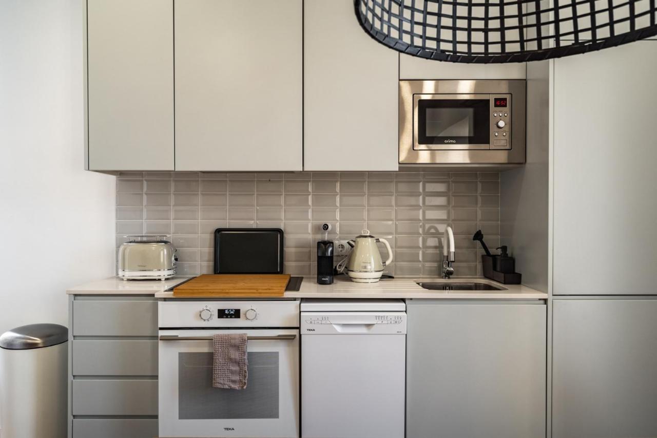 Apartment Akicity Ourique White Lisbon